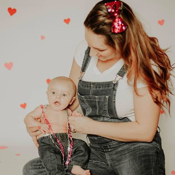 Meet your Posher, Christina - Picture 1 of 1